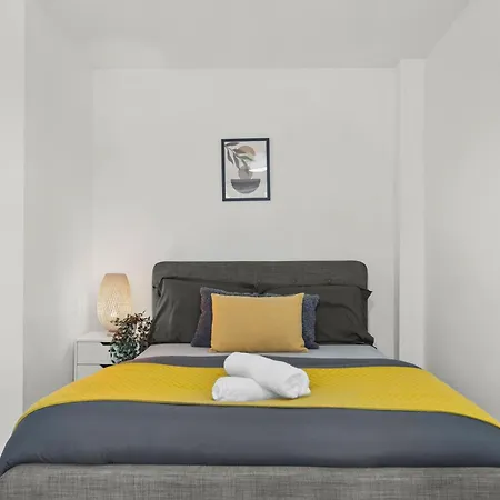 Modern 2-bed House 10-min To Leeds Centre Holiday home