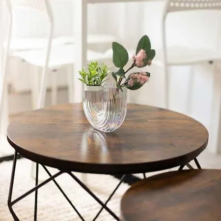 בית נופש Modern 2-bed House 10-min To Centre