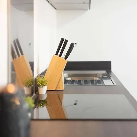 Modern 2-bed House 10-min To Centre בית נופש לידס