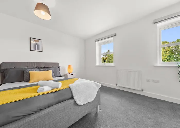 Modern 2-bed House 10-min To Centre Leeds (West Yorkshire)